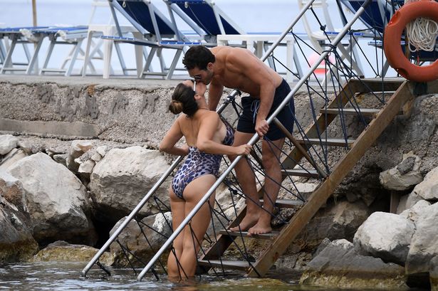 PAY-Celebrity-Sightings-in-Ischia-July-13 (1)